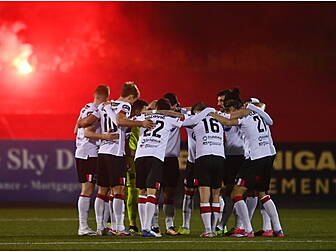 Dundalk to ban fans caught wit...